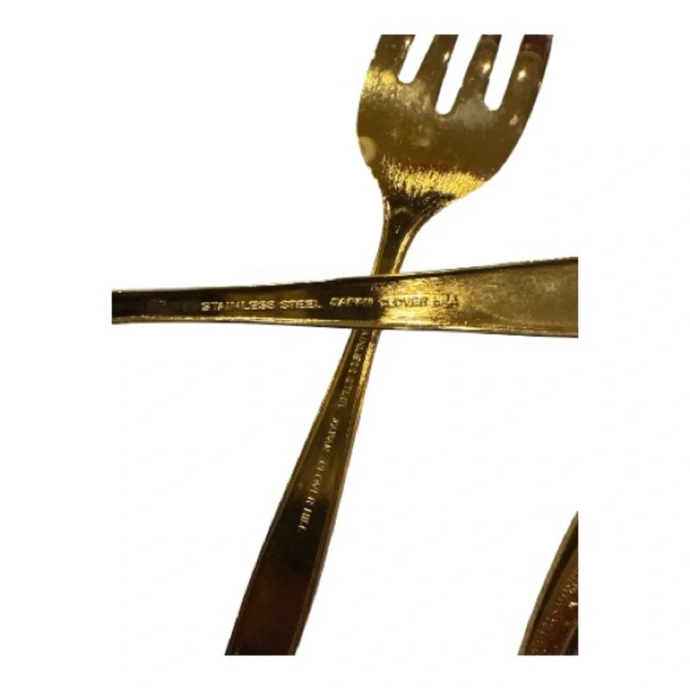 Elegant Gold Stainless steel Clover Hill 18 piece